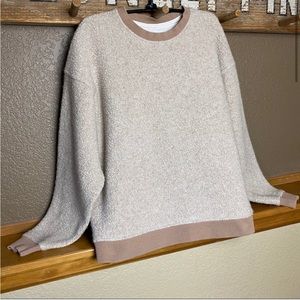 Outdoor Voices Mega Fleece Crewneck GUC wool nylon